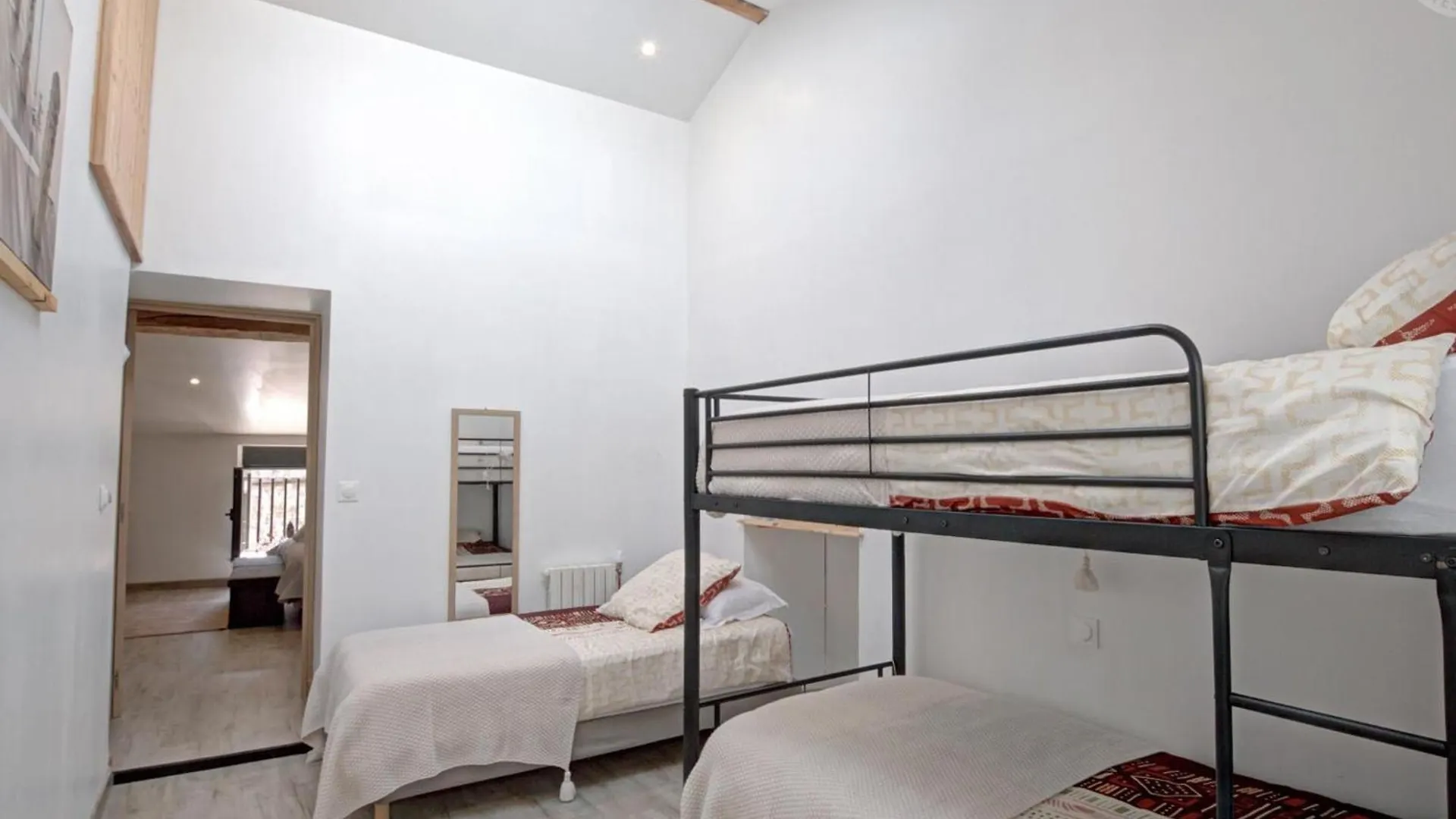 Semesterbostad Gite De Charme Pour 13 Pers. Avec Spa Et Wifi - Fr-1-496-336 Saint-Julien-Molin-Molette